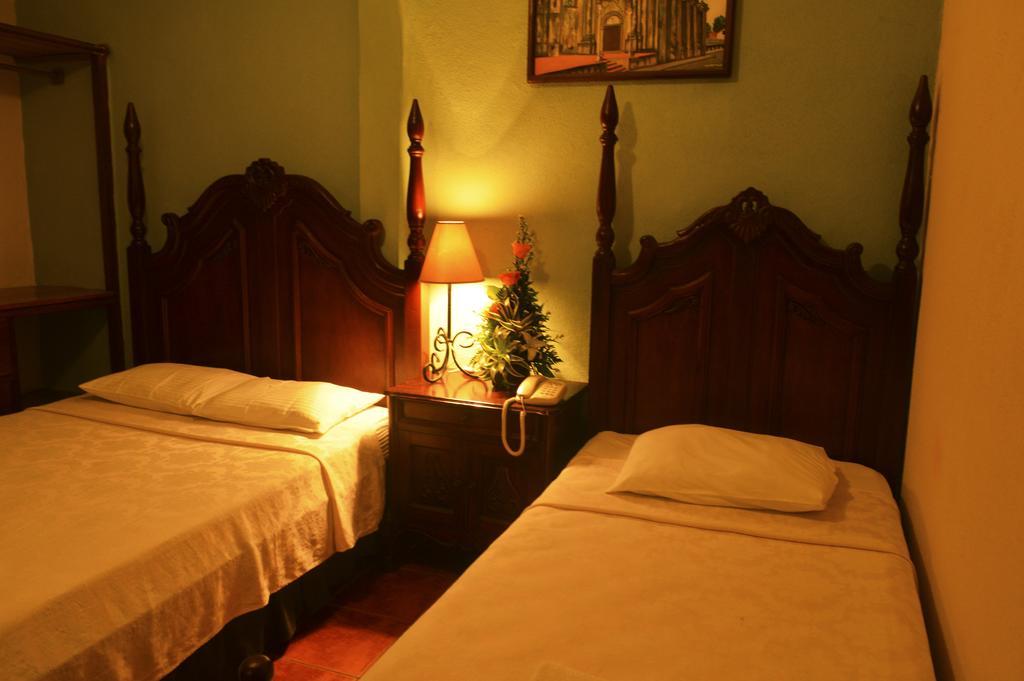 Hotel Real León Eksteriør billede